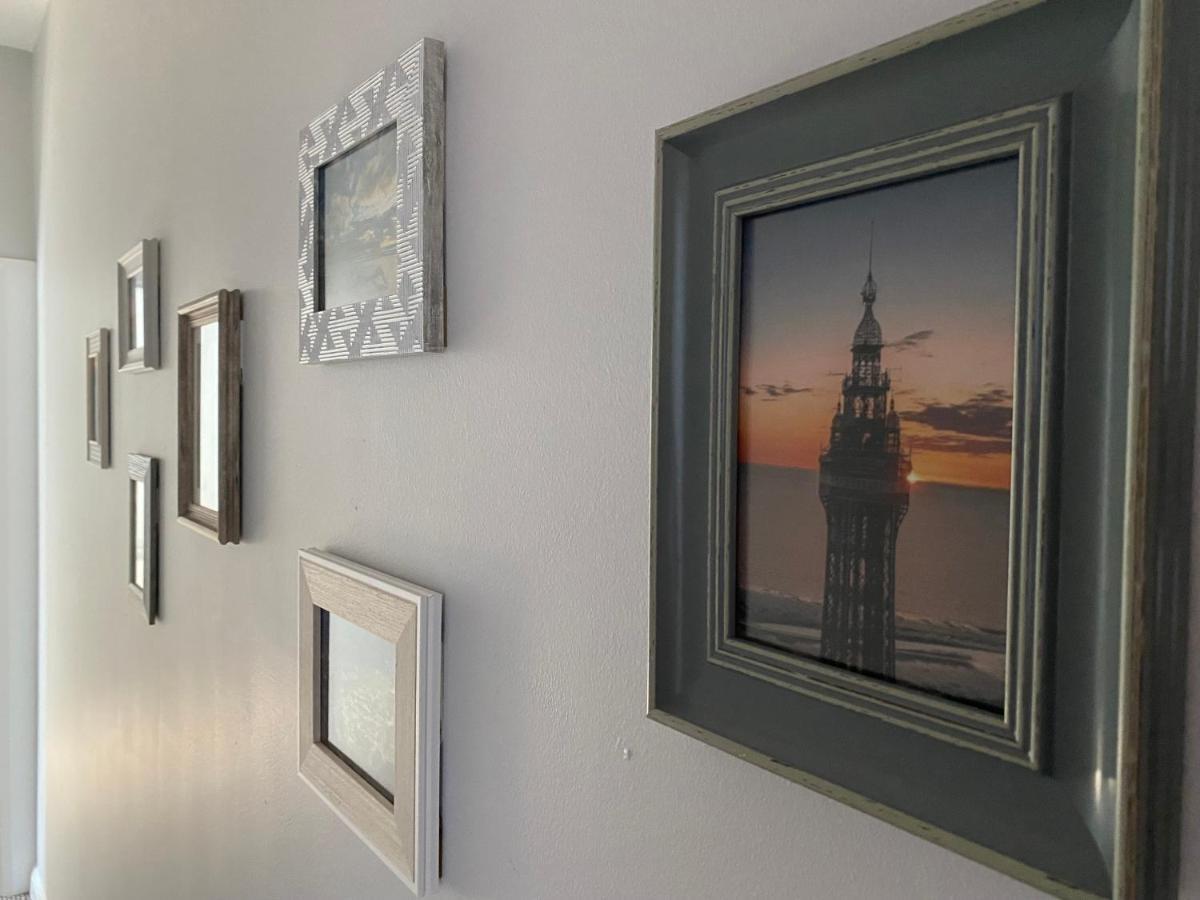 Blackpool Sleepover Apartment 1 Free Parking Sleeps 6 Exterior photo